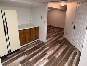 647-649 8th Ave SW in Valley City, ND - Building Photo - Building Photo