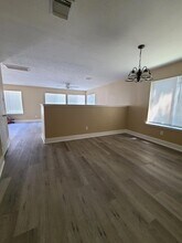 15835 W Park Ct in Houston, TX - Building Photo - Building Photo
