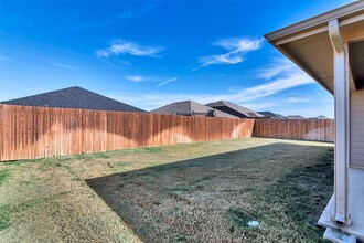 311 Triple Crown Ln in Ponder, TX - Building Photo - Building Photo