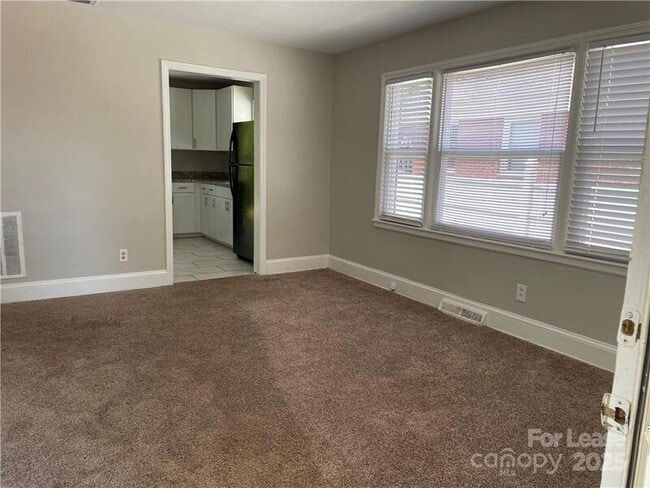 3503 Meredith Ave in Charlotte, NC - Building Photo - Building Photo