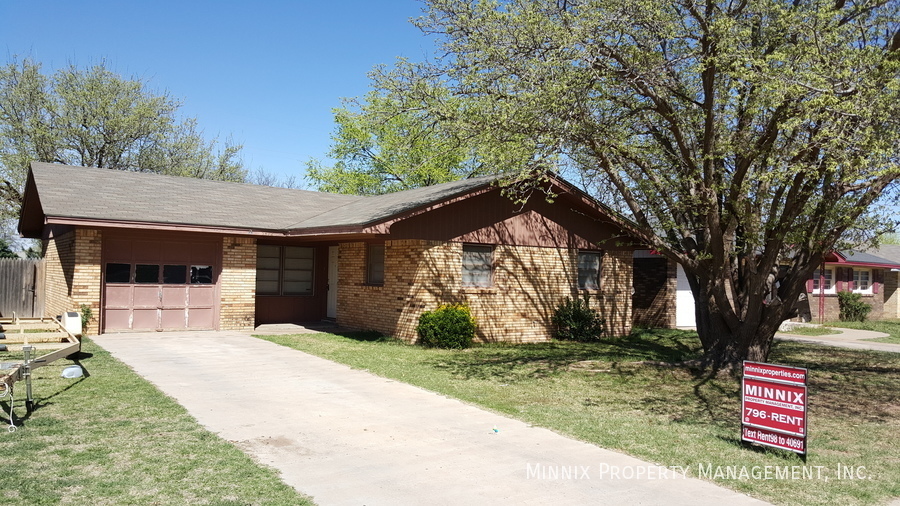 5412 6th St in Lubbock, TX - Building Photo