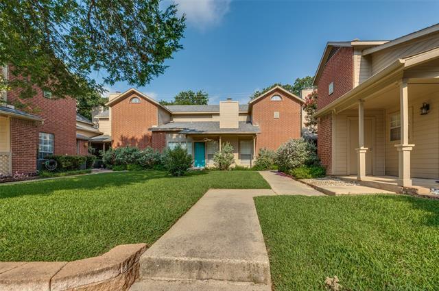 1410 Meadowood Village Dr in Fort Worth, TX - Building Photo - Building Photo