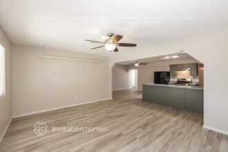 3114 W Charter Oak Rd in Phoenix, AZ - Building Photo - Building Photo
