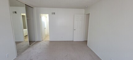 6484 Potomac St in San Diego, CA - Building Photo - Building Photo