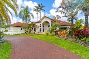 13105 SW 106th Ave in Miami, FL - Building Photo