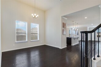 2005 Kates Cove in Manchaca, TX - Building Photo - Building Photo