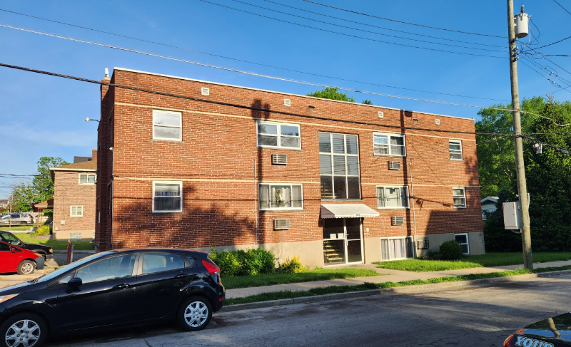 805 Harris Ave in Cincinnati, OH - Foto de edificio