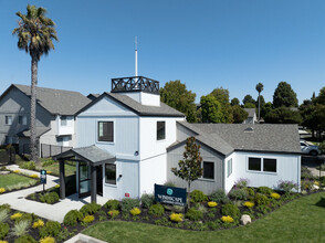 Windscape Village in Lompoc, CA - Foto de edificio - Building Photo