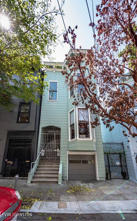 274-276 San Carlos St in San Francisco, CA - Building Photo