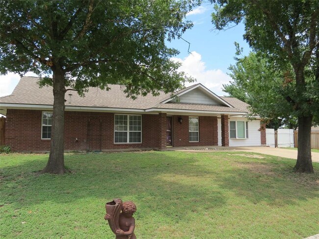833 Eagles Way in Leander, TX - Building Photo - Building Photo