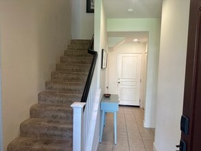 4561 Via Del Sol in Camarillo, CA - Building Photo - Building Photo