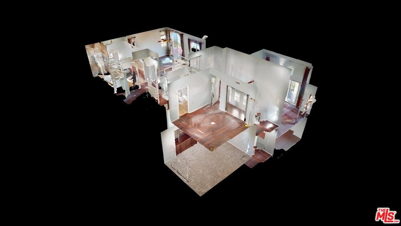 5655 Como Cir in Los Angeles, CA - Building Photo