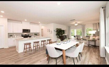 311 Wells Cir in Holly Springs, GA - Building Photo - Building Photo