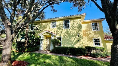 4400 Lazio Way in Ft. Myers, FL - Building Photo - Building Photo