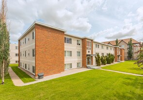 Heritage Gardens Apartments