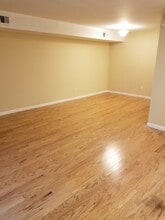 2727 Rhawn St, Unit 32A in Philadelphia, PA - Foto de edificio - Building Photo