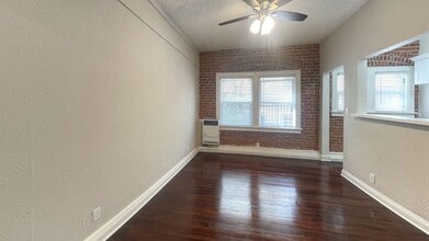 Leeward Apts...New York Style..Gorgeous Newly Remodeled! in Los Angeles, CA - Building Photo - Interior Photo