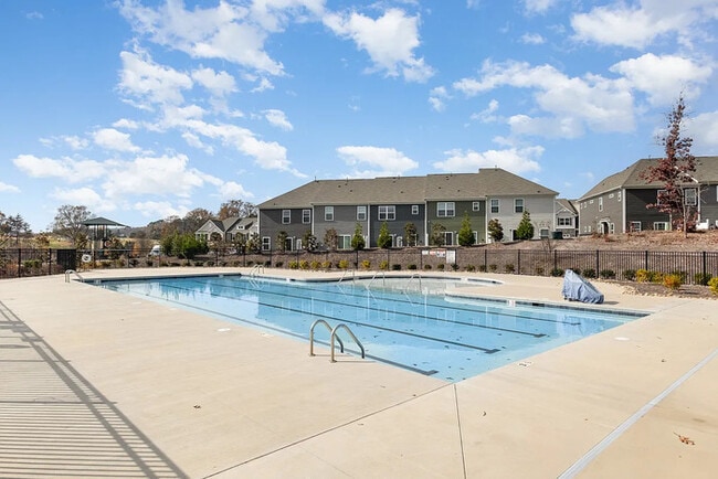 3233 Lilac Grove Dr in Charlotte, NC - Building Photo - Building Photo