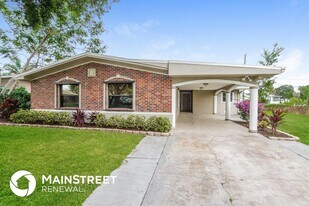 472 Linda Ln in Melbourne, FL - Building Photo