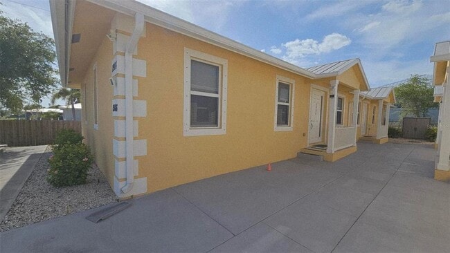 property at 1986 Mississippi Ave