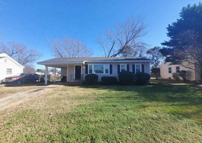 property at 3305 Oxnard Rd