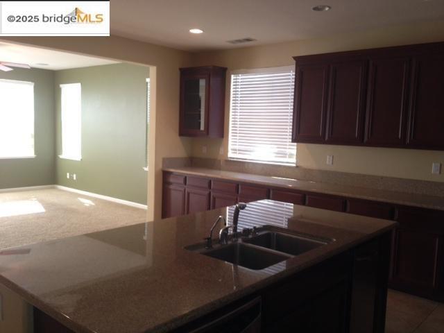 71 Serenity Ln in Oakley, CA - Building Photo - Building Photo