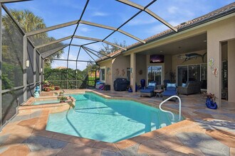 23300 Caraway Lakes Dr in Bonita Springs, FL - Foto de edificio - Building Photo