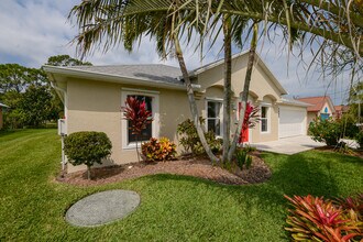 5890 NW Dowse St in Port St. Lucie, FL - Building Photo - Building Photo