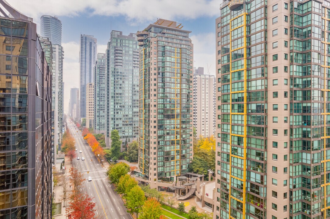 The Lions in Vancouver, BC - Building Photo