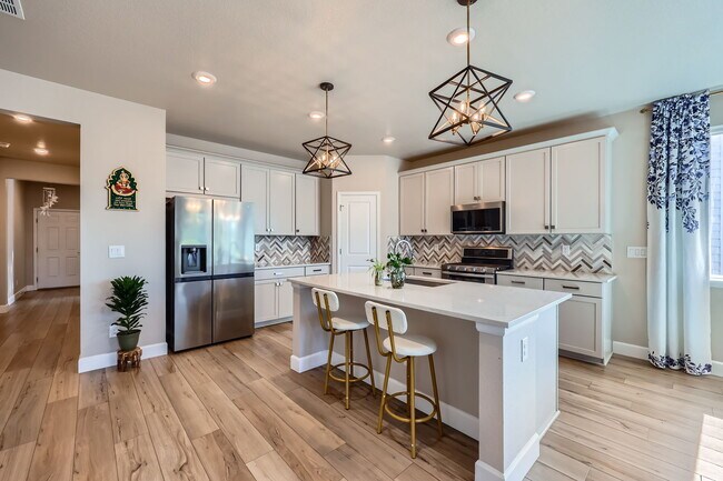 18374 Grosbeak Pl in Parker, CO - Building Photo - Building Photo