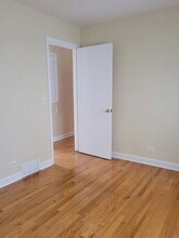 5534 N Campbell Ave, Unit 1 in Chicago, IL - Building Photo - Building Photo