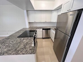 1017 SE 22nd Ave in Pompano Beach, FL - Building Photo - Building Photo