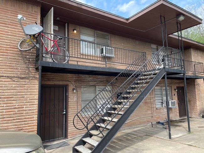 3405 Drew St, Unit 2