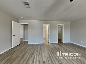 20710 Hardwick Oaks Dr in Houston, TX - Building Photo - Building Photo