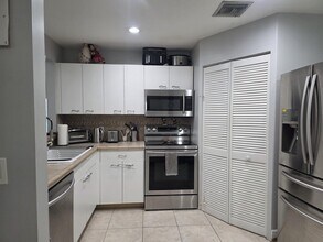 1205 NW 50th St in Deerfield Beach, FL - Building Photo - Building Photo
