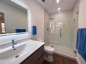 500 Perugia Ave in Coral Gables, FL - Building Photo - Building Photo