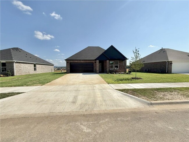 429 Gosling Is in Farmington, AR - Building Photo - Building Photo