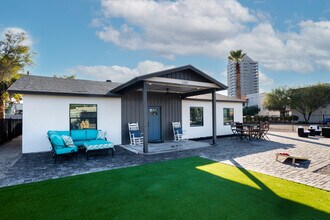 1101 E Whitton Ave in Phoenix, AZ - Foto de edificio - Building Photo
