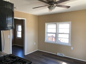 618 6th St in Colona, IL - Building Photo - Building Photo