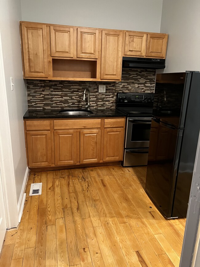 3220 N Carlisle St, Unit Apt 1