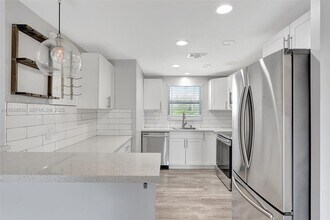 1400 NE 57th Ct in Fort Lauderdale, FL - Building Photo - Building Photo