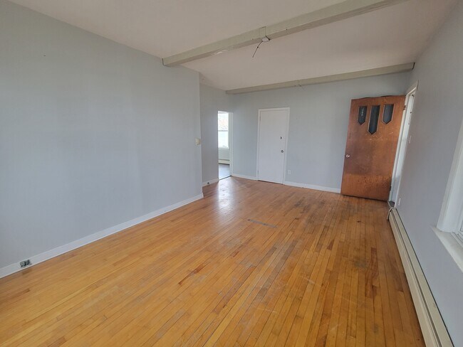 17 Duke St in Trenton, NS - Building Photo - Building Photo