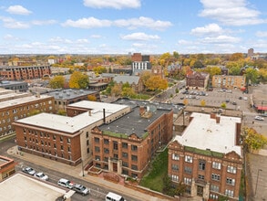 1820 1st Ave S, Unit 207 in Minneapolis, MN - Building Photo - Building Photo
