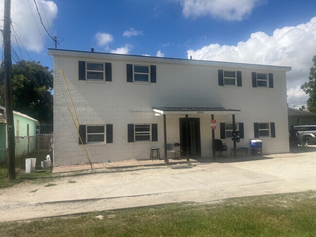 2053 Marsia Ln in North Charleston, SC - Building Photo - Building Photo