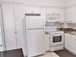 2730 Banyan Rd in Boca Raton, FL - Building Photo - Building Photo