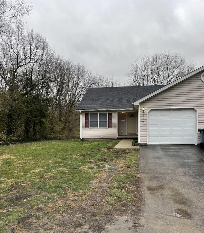 112 Locust St in Wilmore, KY - Building Photo - Building Photo