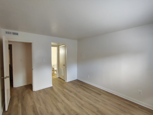 600 Reusens Rd in Lynchburg, VA - Foto de edificio - Building Photo