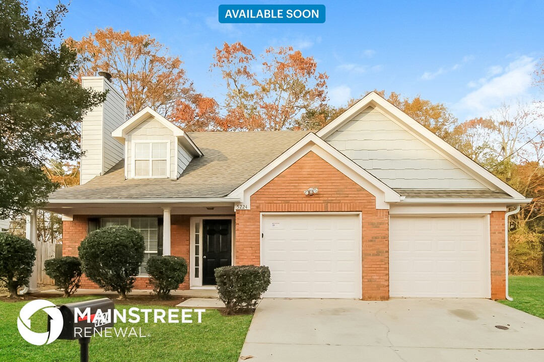 5224 Walnut Ct in Stonecrest, GA - Building Photo