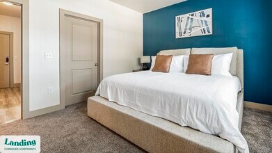 2056 Sundance Parkway, Unit 2126 in New Braunfels, TX - Foto de edificio - Building Photo