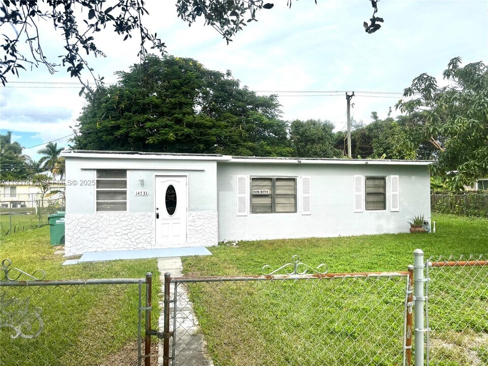 14731 Harding Ln in Homestead, FL - Building Photo